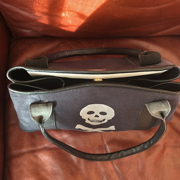 Sugar Scull Tote - Picture 8 of 11